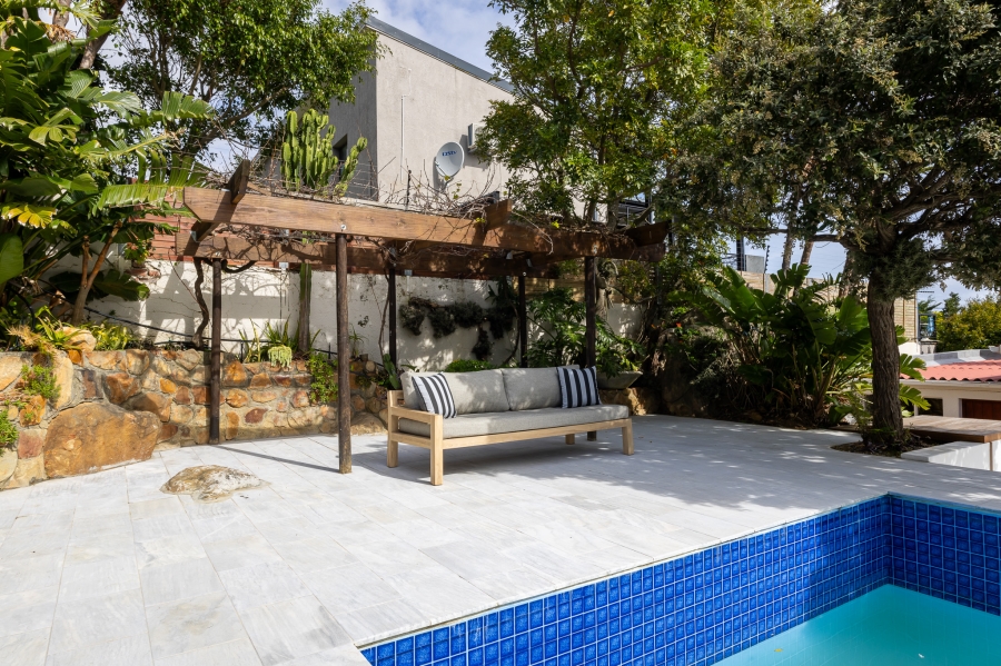 To Let 3 Bedroom Property for Rent in Camps Bay Western Cape